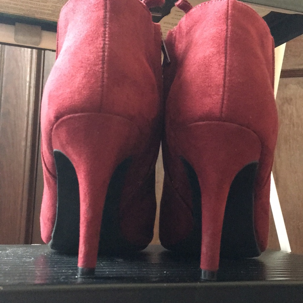 Burgundy ankle boots - Picture 2 of 6